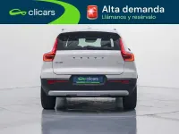 Usado Volvo XC40 Plus 179 CV (131 kW) 2023 Blanco SUV