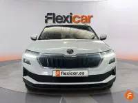 Usado Skoda Karoq Ambition 150 CV (110 kW) 2023 Blanco SUV