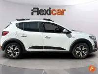 Usado Dacia Sandero Comfort 91 CV (66 kW) 2021 Blanco Berlina