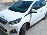 Usado Peugeot 108 Allure 82 CV (60 kW) 2016