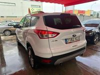 Usado Ford Kuga Titanium 140 CV (102 kW) 2014 Blanco SUV