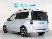 Usado VW Caddy California 102 CV (75 kW) 2025 Gris / plata Monovolumen