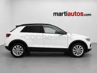 Usado VW T-Roc Life 110 CV (80 kW) 2024 Blanco SUV