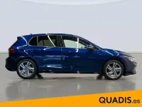 Usado VW Golf VIII R-line 150 CV (110 kW) 2023 Azul