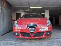 Usado Alfa Romeo Giulietta Distinctive 140 CV (102 kW) 2012 Rojo Utilitario