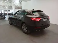 Usado Maserati Levante 275 CV (202 kW) 2019 Negro SUV