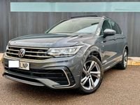 Usado VW Tiguan R-line 150 CV (110 kW) 2021 Gris / plata SUV