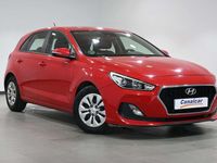 Usado Hyundai i30 120 CV (88 kW) 2019 Rojo Utilitario