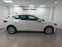 Usado Seat Leon Style 116 CV (85 kW) 2025 Blanco Berlina