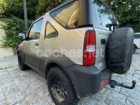 Usado Suzuki Jimny 80 CV (58 kW) 2000 Gris / plata SUV