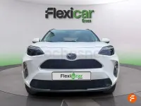 Usado Toyota Yaris Cross Active 130 CV (95 kW) 2026 Blanco SUV