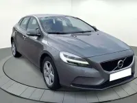 Usado Volvo V40 Momentum 122 CV (89 kW) 2018 Gris Familiar