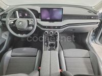 Usado Skoda Superb Selection 150 HP (110 kW) 2024 Cinzento Sedan