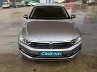 Usado VW Passat Advance 120 CV (88 kW) 2018 Gris / plata Berlina