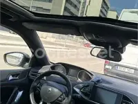 Usado Peugeot 308 GT-line 150 CV (110 kW) 2016 Rojo Berlina