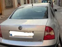 Usado VW Passat Edition 101 CV (74 kW) 2001 Gris / plata Familiar