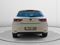 Usado Seat Leon Reference 111 CV (81 kW) 2015 Blanco Utilitario
