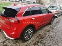 Usado Kia Niro 141 CV (103 kW) 2018 Rojo SUV