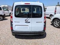 Usado Renault Kangoo 95 CV (69 kW) 2021 Blanco Familiar