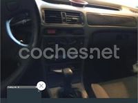 Usado Rover 600 115 CV (84 kW) 1998 Gris / plata Berlina