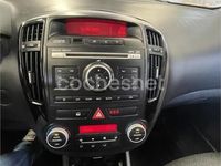 Usado Kia Ceed 115 CV (84 kW) 2010 Blanco Utilitario