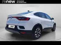 Usado Renault Arkana Equilibre 140 CV (102 kW) 2023 Blanco SUV