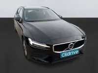 Käytetty Volvo V60 Momentum 150 HP (110 kW) 2020 Musta Farmari