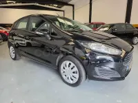 Usado Ford Fiesta Trend 82 CV (60 kW) 2016 Negro Utilitario