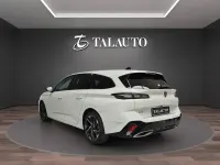 Usado Peugeot 308 Allure 130 CV (95 kW) 2023 Blanco Berlina