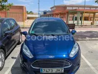Usado Ford Fiesta Titanium 100 CV (73 kW) 2015 Azul Utilitario
