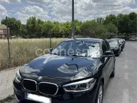 Usado BMW 116 116 CV (85 kW) 2016 Negro Utilitario
