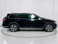Usado VW Passat Alltrack 200 CV (147 kW) 2023 Negro Familiar