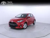 Begagnad Toyota Yaris Hybrid Active 116 HK (85 kW) 2022 Röd Halvkombi