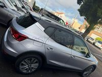 Usado Seat Arona Ecomotive 115 CV (84 kW) 2020 Gris / plata SUV