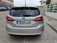 Usado Ford Fiesta ST-Line 75 CV (55 kW) 2020 Gris / plata Utilitario
