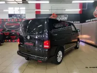 Usado VW Multivan Highline 179 CV (131 kW) 2011 Negro Monovolumen