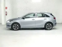 Occasion Kia Ceed 100 PK (73 kW) 2024 Grijs Hatchback