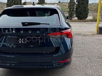 Usado Skoda Octavia Ambition 150 CV (110 kW) 2021 Verde Familiar