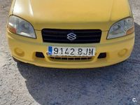 Usado Suzuki Ignis GL 83 CV (61 kW) 2001 Amarillo Utilitario