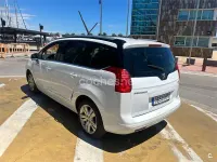 Usado Peugeot 5008 Allure 115 CV (84 kW) 2013 Blanco Monovolumen