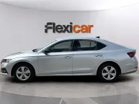 Usado Skoda Octavia Ambition 116 CV (85 kW) 2022 Gris Utilitario