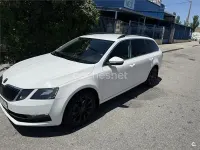 Usado Skoda Octavia 130 CV (95 kW) 2020 Blanco Familiar