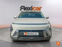 Usado Hyundai Kona 141 CV (103 kW) 2024 Gris SUV
