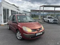 Usado Renault Scenic E-Tech Dynamique 105 CV (77 kW) 2006 Rojo Monovolumen