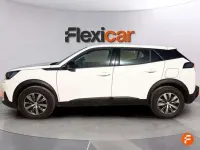 Usado Peugeot 2008 Active 110 CV (80 kW) 2022 Blanco SUV