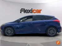 Usado Ford Focus ST-Line 125 CV (91 kW) 2017 Azul Berlina