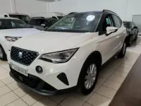 Usado Seat Arona Style 116 CV (85 kW) 2025 Blanco/ gris SUV