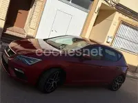 Usado Seat Leon FR 150 CV (110 kW) 2018 Rojo Berlina