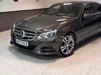 Usado Mercedes E220 Avantgarde 170 CV (125 kW) 2015 Marrón Berlina