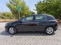 Usado Peugeot 308 Allure 115 CV (84 kW) 2015 Negro Berlina